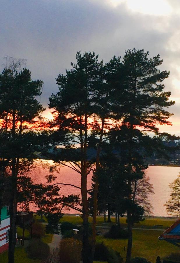 Lipno Beach Apartment リプノ・ナト・ヴルタヴォウ エクステリア 写真