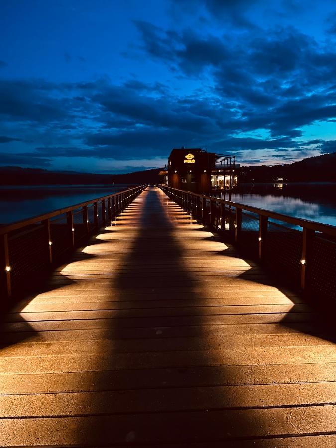 Lipno Beach Apartment リプノ・ナト・ヴルタヴォウ エクステリア 写真