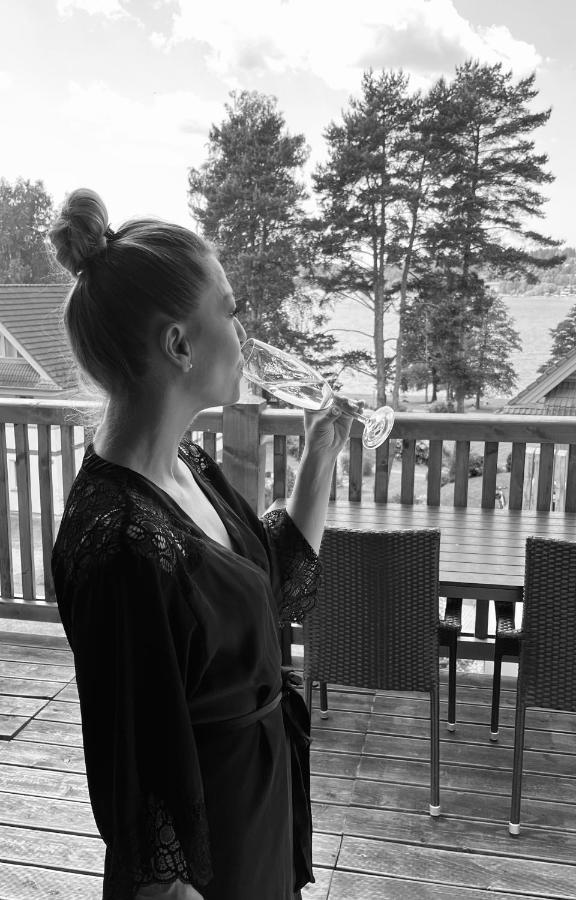 Lipno Beach Apartment リプノ・ナト・ヴルタヴォウ エクステリア 写真